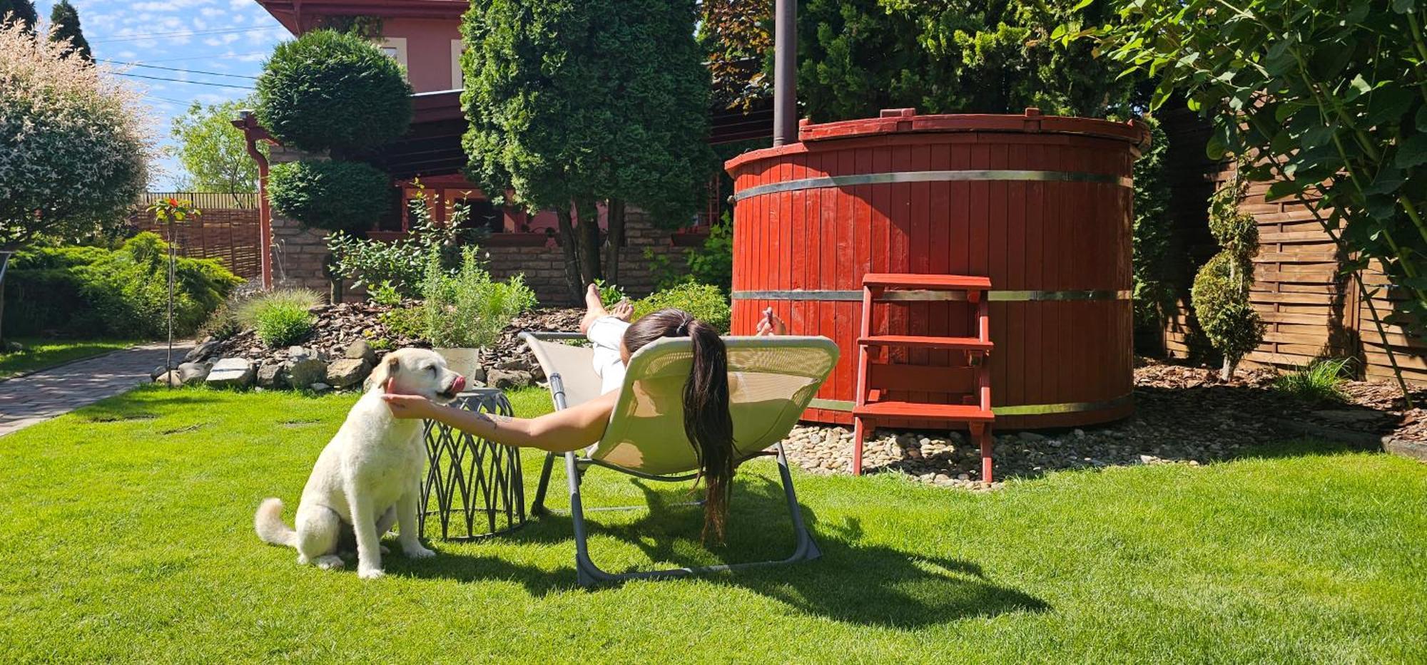 Nyirjes Vendeghaz Hotel Balassagyarmat Buitenkant foto